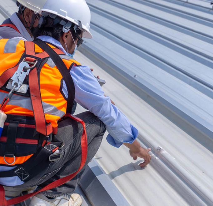 commercial roof inspection